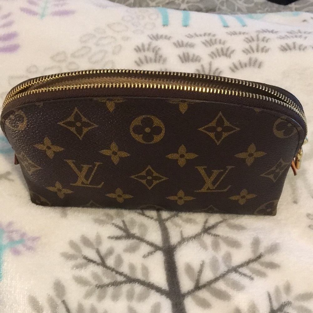 Louis Vuitton Cosmetic case